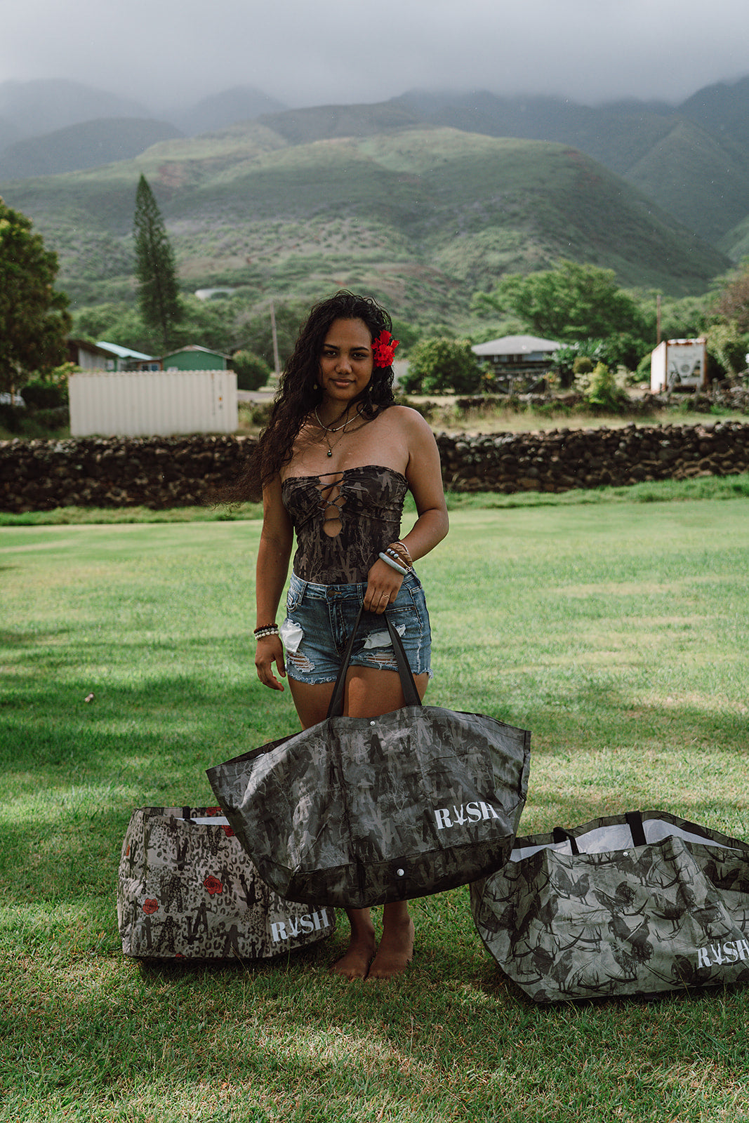 Dark Waiwi Tote
