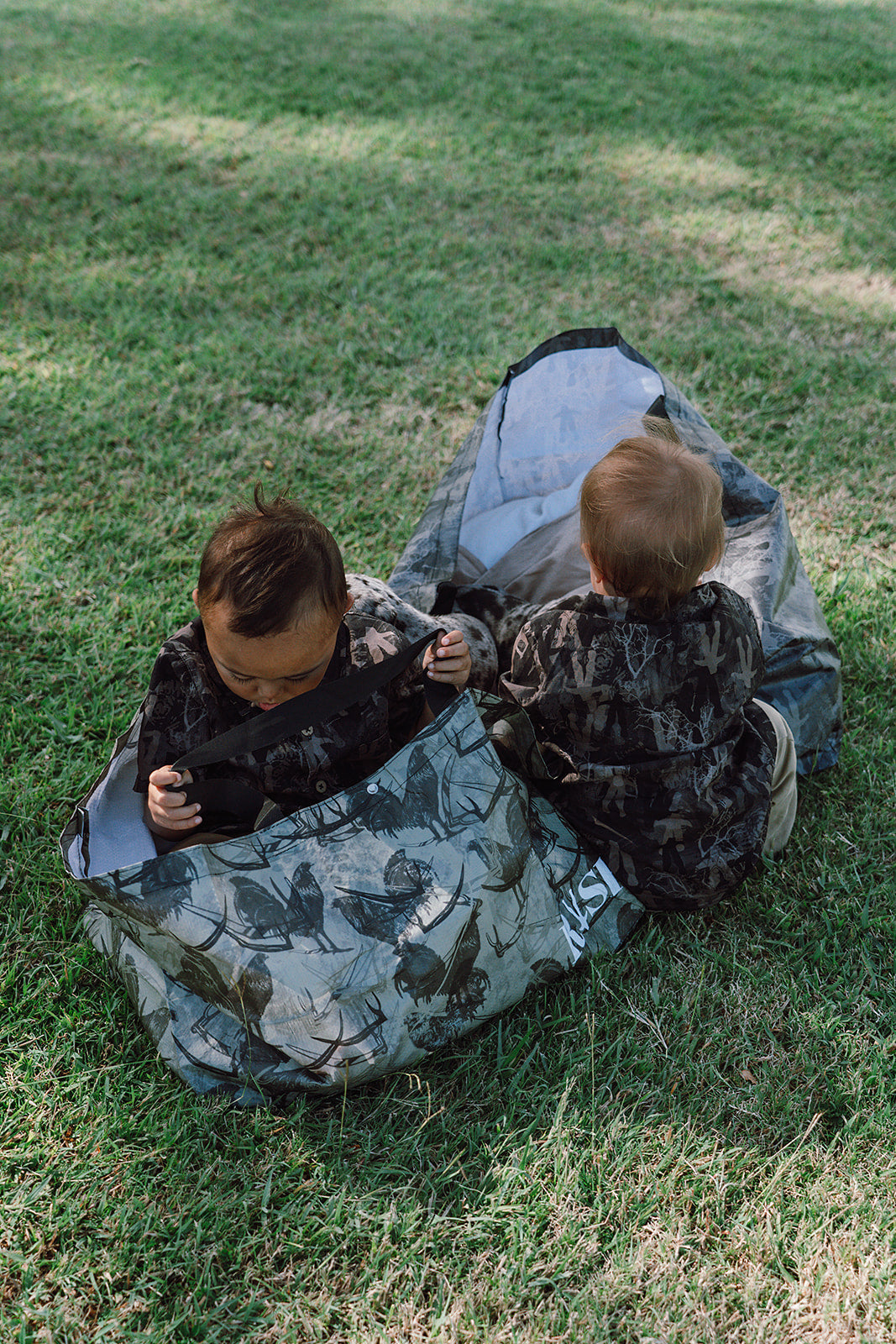 Keiki Dark Waiwi Button Down
